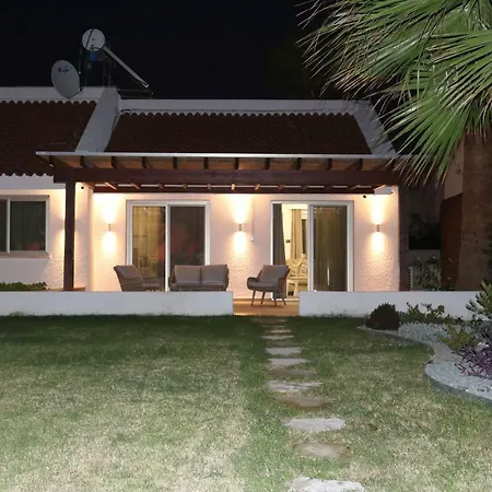 Yulya By Taimoura فيلة