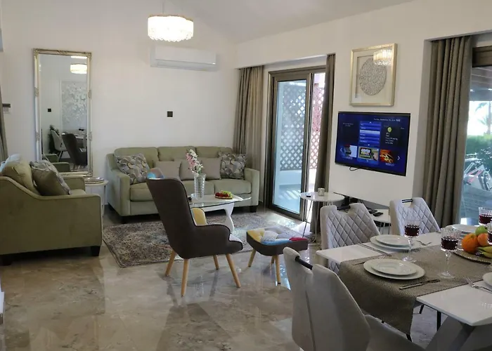 Yulya By Taimoura بافوس