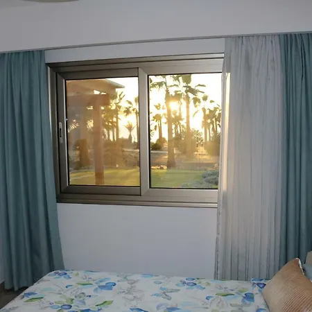 Yulya By Taimoura * Paphos