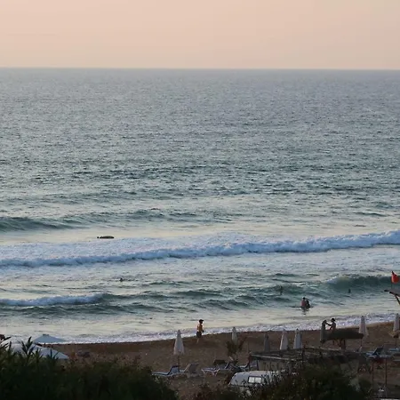 Yulya By Taimoura Pafos