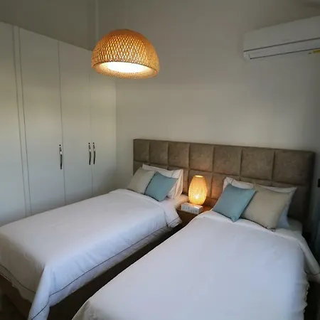 Yulya By Taimoura * Paphos