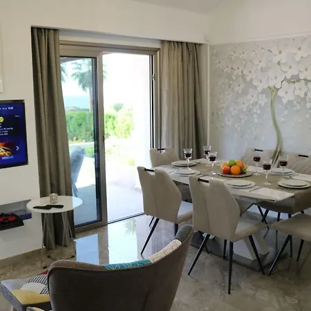 Yulya By Taimoura * Paphos