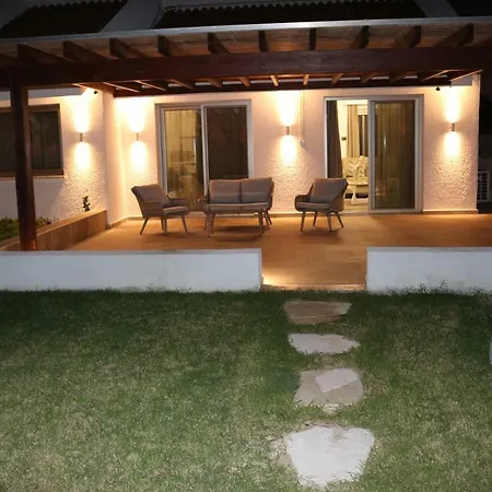 Yulya By Taimoura Villa Pafos