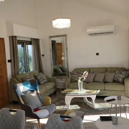 Yulya By Taimoura 别墅