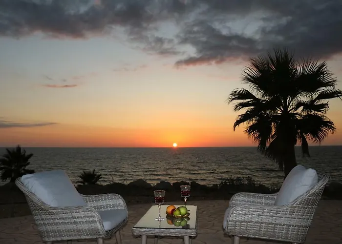 Yulya By Taimoura * Paphos