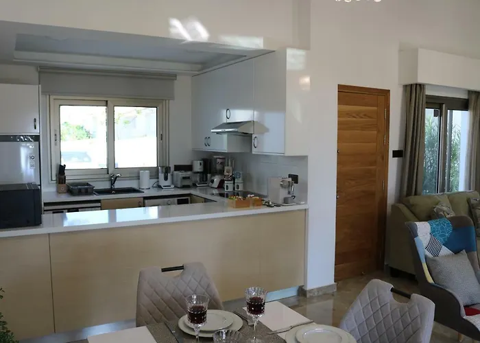 Vila Yulya By Taimoura