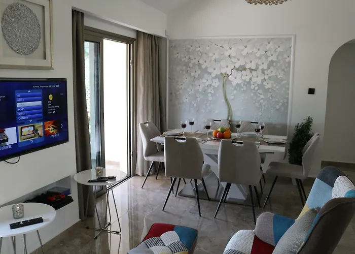 Villa Yulya By Taimoura Paphos