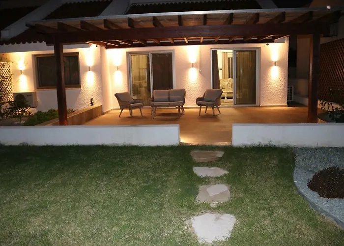 Yulya By Taimoura Villa Paphos