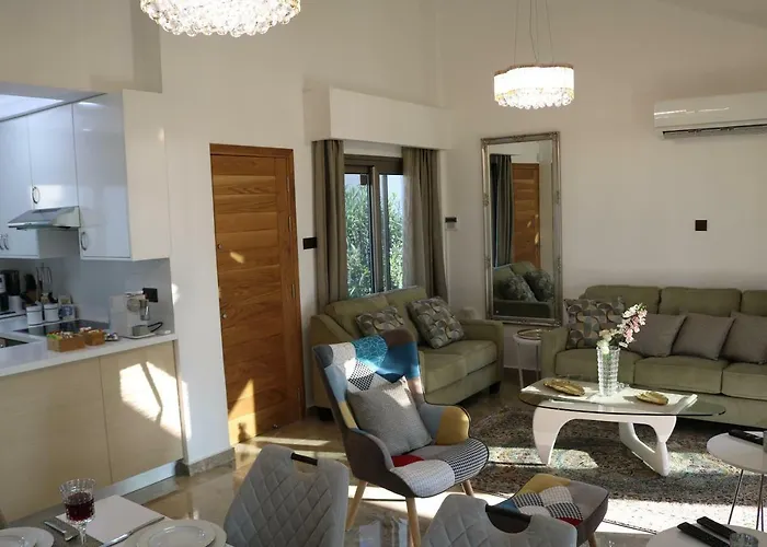 Yulya By Taimoura Villa *