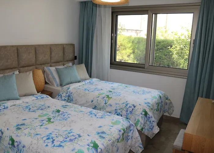 Yulya By Taimoura Villa Paphos