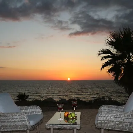 Yulya By Taimoura * Pafos