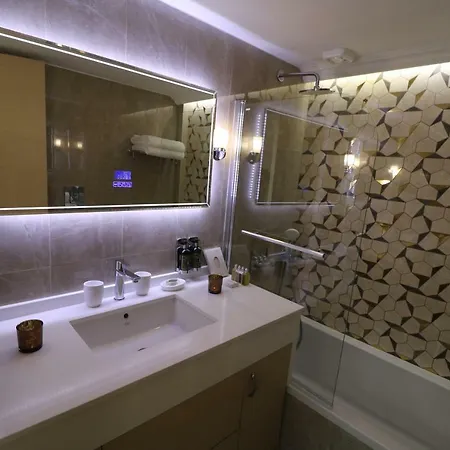 Willa Yulya By Taimoura Pafos