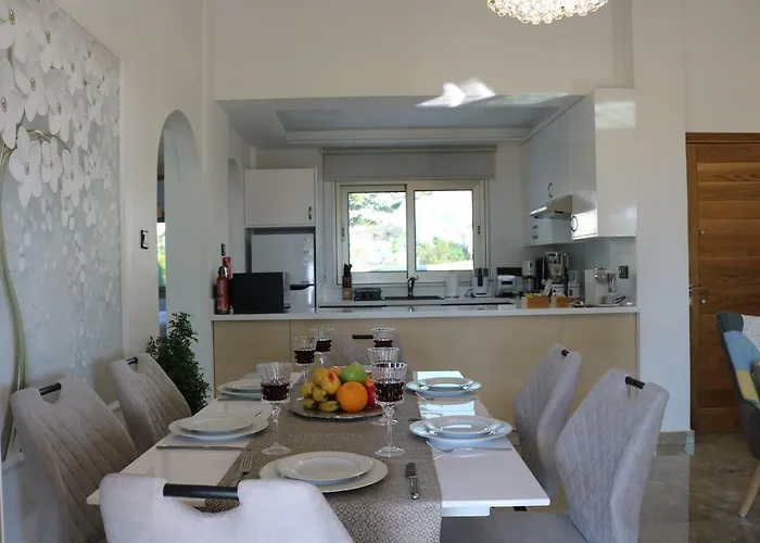 Yulya By Taimoura Villa *